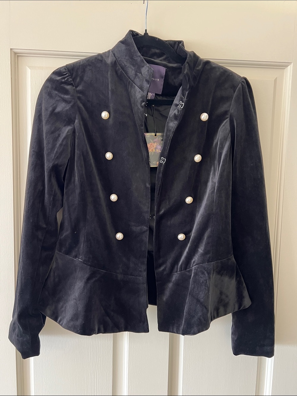 Amaryllis Black Velvet Double-Pearl Blazer